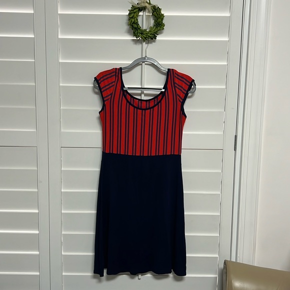 Super cute Red and Blue dress! Size S/M? - Picture 1 of 6